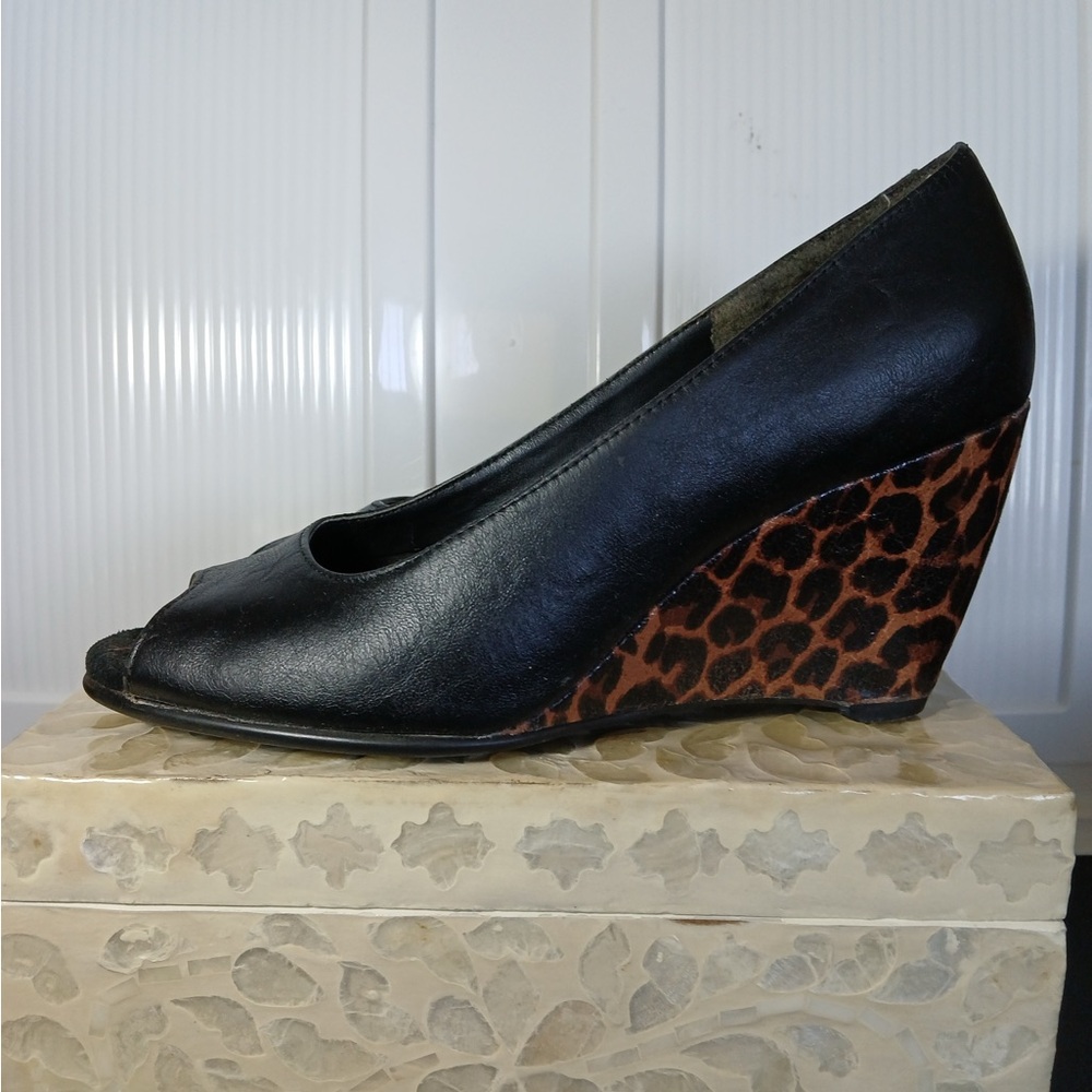 Stylish Black Wedge Peep-Toe Shoes